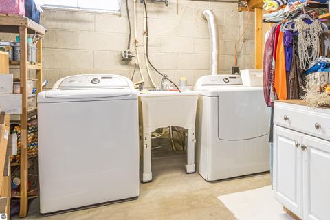 Tiny photo for 1575 Hi Acre Drive, Gladwin, MI 48624 (MLS # 1941577)