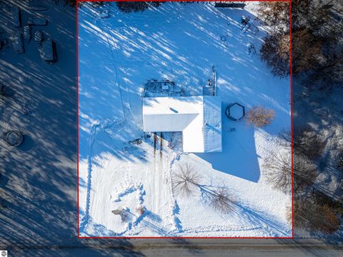 Tiny photo for 1575 Hi Acre Drive, Gladwin, MI 48624 (MLS # 1941577)