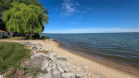 Tiny photo for 3804 E Michigan Avenue, Au Gres, MI 48703 (MLS # 1947318)