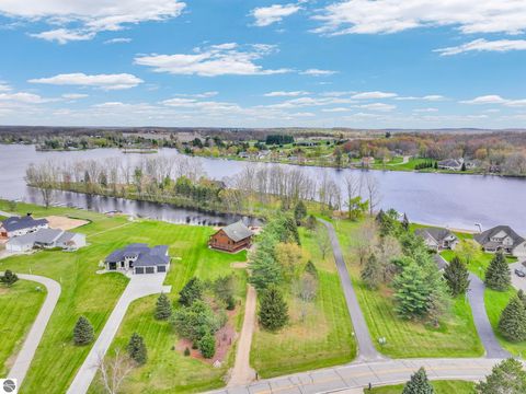Tiny photo for 1085 Bundy Drive, Lake Isabella, MI 48893 (MLS # 1944573)