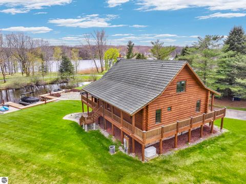 Tiny photo for 1085 Bundy Drive, Lake Isabella, MI 48893 (MLS # 1944573)