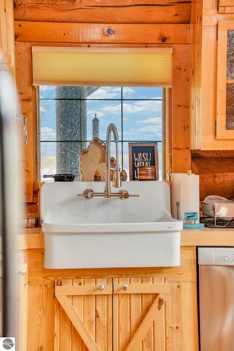 Tiny photo for 1085 Bundy Drive, Lake Isabella, MI 48893 (MLS # 1944573)