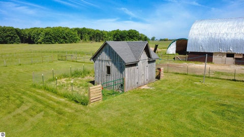 Tiny photo for 3571 N Shepherd Road, Mt Pleasant, MI 48858 (MLS # 1945997)