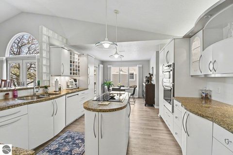 Tiny photo for 5620 W Spring Knoll Drive, Bay City, MI 48706 (MLS # 1941802)