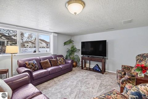 Tiny photo for 5620 W Spring Knoll Drive, Bay City, MI 48706 (MLS # 1941802)