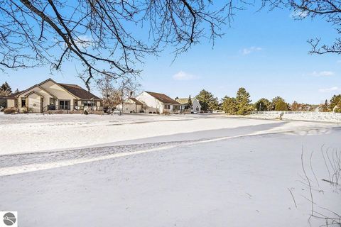 Tiny photo for 5620 W Spring Knoll Drive, Bay City, MI 48706 (MLS # 1941802)