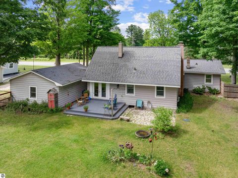 Tiny photo for 9055 Homestead Road, Benzonia, MI 49616 (MLS # 1946892)