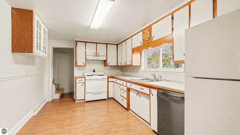 Tiny photo for 202 Union Street, Ithaca, MI 48847 (MLS # 1951776)