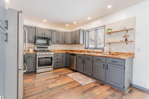 Tiny photo for 10150 E Grandview Road, Traverse City, MI 49684 (MLS # 1942695)