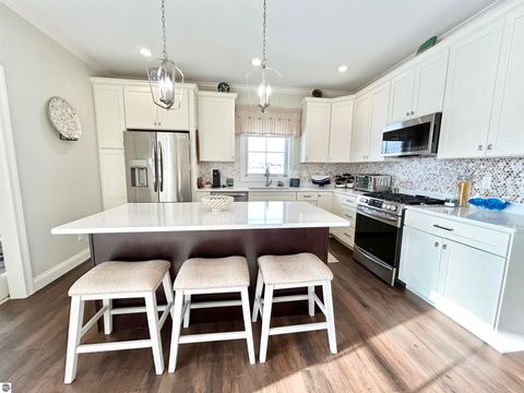 Tiny photo for 5102 Sheffer Farm Road, Traverse City, MI 49685 (MLS # 1941783)