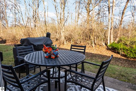 Tiny photo for 715 Lake Avenue #B, Traverse City, MI 49684 (MLS # 1943961)