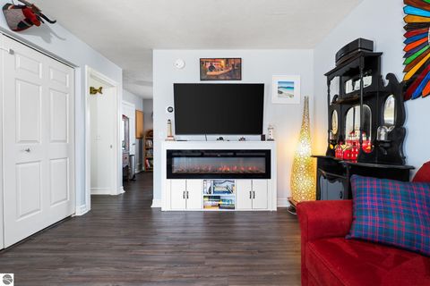 Tiny photo for 715 Lake Avenue #B, Traverse City, MI 49684 (MLS # 1943961)