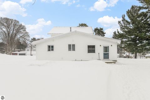 Tiny photo for 111 W Forest Home Avenue, Bellaire, MI 49615 (MLS # 1942559)
