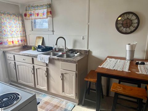 Tiny photo for 501 N Pine River Street, Ithaca, MI 48847 (MLS # 1942693)