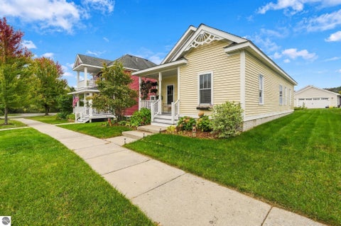 Tiny photo for 821 Traditions Drive, Traverse City, MI 49696 (MLS # 1951405)
