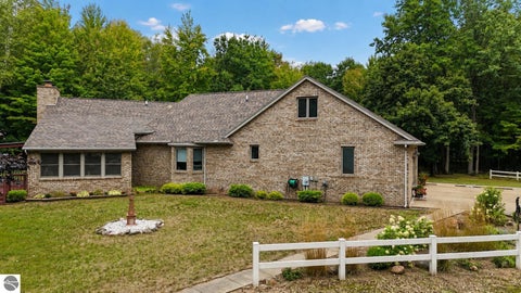 Tiny photo for 5785 W Isabella Road, Greendale, MI 48858 (MLS # 1950253)