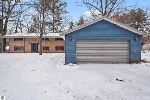 Tiny photo for 4581 Hillcrest Avenue, Oscoda, MI 48750 (MLS # 1942136)