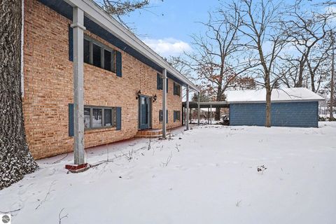 Tiny photo for 4581 Hillcrest Avenue, Oscoda, MI 48750 (MLS # 1942136)