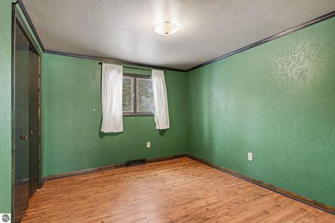 Tiny photo for 4581 Hillcrest Avenue, Oscoda, MI 48750 (MLS # 1942136)