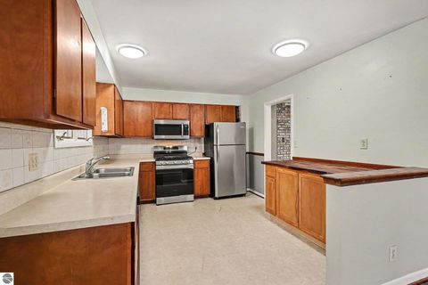 Tiny photo for 4581 Hillcrest Avenue, Oscoda, MI 48750 (MLS # 1942136)