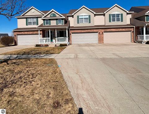 Photo of 1639 Chippewa Way, Mt Pleasant, MI 48858 (MLS # 1942894)