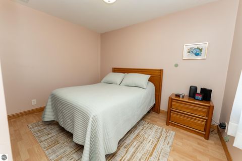 Tiny photo for 304 N Adams Street, Mt Pleasant, MI 48858 (MLS # 1943965)