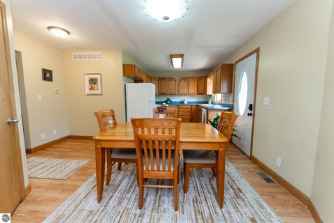 Tiny photo for 304 N Adams Street, Mt Pleasant, MI 48858 (MLS # 1943965)