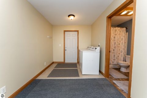 Tiny photo for 304 N Adams Street, Mt Pleasant, MI 48858 (MLS # 1943965)