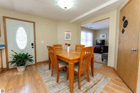 Tiny photo for 304 N Adams Street, Mt Pleasant, MI 48858 (MLS # 1943965)