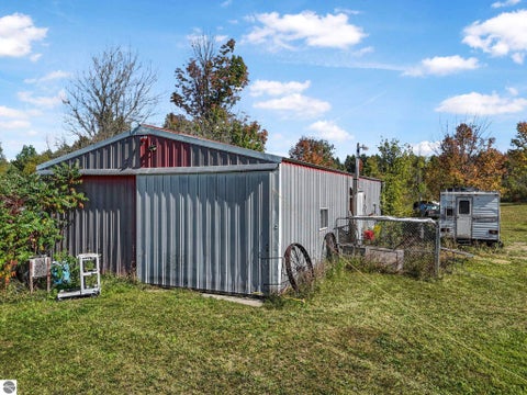Tiny photo for 229 E Houghton Lake Road, Lake City, MI 49651 (MLS # 1946497)