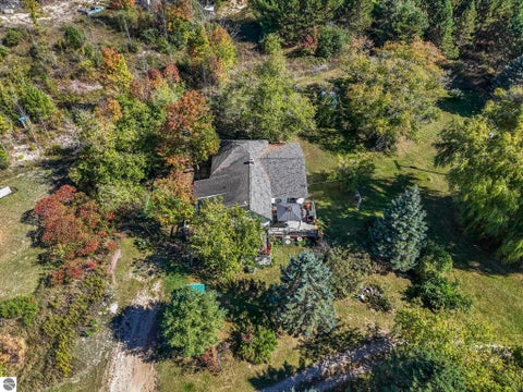 Tiny photo for 229 E Houghton Lake Road, Lake City, MI 49651 (MLS # 1946497)