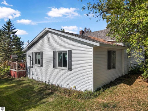 Tiny photo for 229 E Houghton Lake Road, Lake City, MI 49651 (MLS # 1946497)