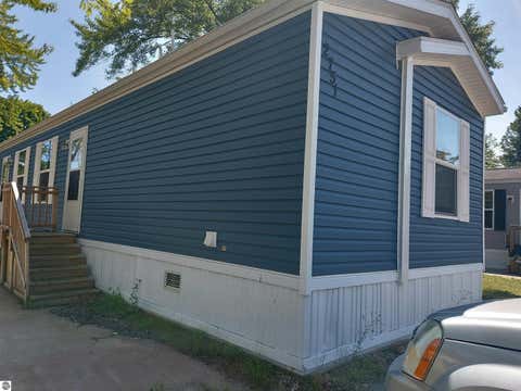 Tiny photo for 2751 Ray Boulevard, Traverse City, MI 49686 (MLS # 1949404)