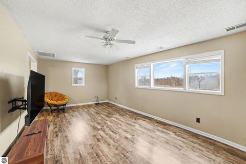 Tiny photo for 6923 S Crawford Road, Mt Pleasant, MI 48858 (MLS # 1943051)