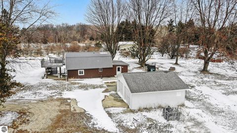 Tiny photo for 6923 S Crawford Road, Mt Pleasant, MI 48858 (MLS # 1943051)