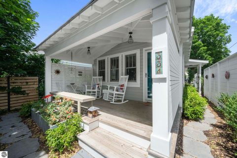 Tiny photo for 334 W Twelfth Street, Traverse City, MI 49684 (MLS # 1946731)