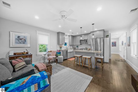 Tiny photo for 334 W Twelfth Street, Traverse City, MI 49684 (MLS # 1946731)