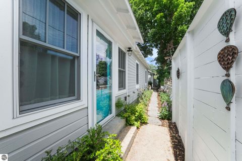Tiny photo for 334 W Twelfth Street, Traverse City, MI 49684 (MLS # 1946731)