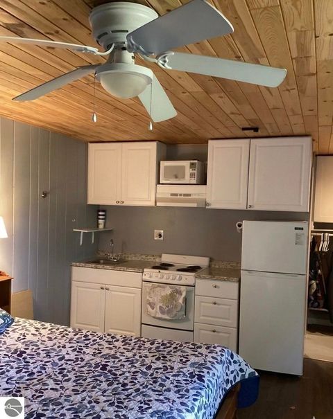 Tiny photo for 5712 Shanty Creek Road #668, Bellaire, MI 49615 (MLS # 1945636)