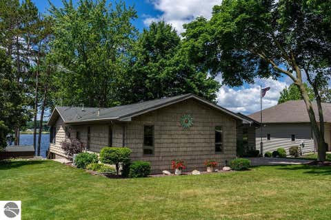 Tiny photo for 1056 Clubhouse Drive, Lake Isabella, MI 48893 (MLS # 1946935)