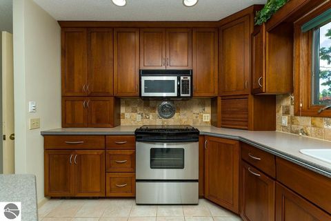 Tiny photo for 1056 Clubhouse Drive, Lake Isabella, MI 48893 (MLS # 1946935)