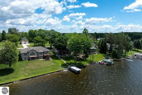 Tiny photo for 1056 Clubhouse Drive, Lake Isabella, MI 48893 (MLS # 1946935)