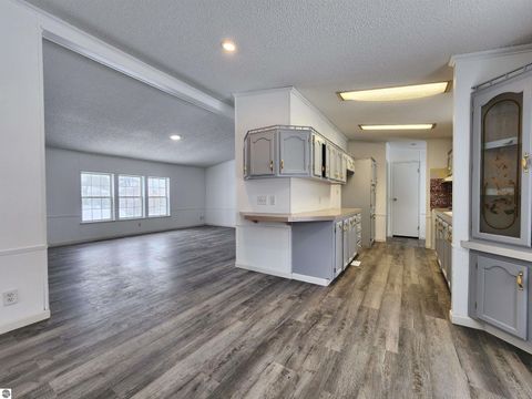 Tiny photo for 2171 Betty Lane, Mt Pleasant, MI 48858 (MLS # 1941895)