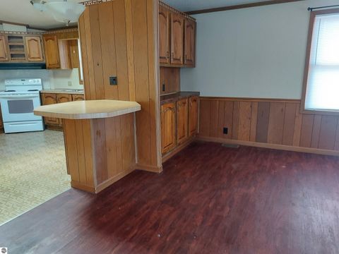 Tiny photo for 1729 Andrew Place, Traverse City, MI 49686 (MLS # 1941324)