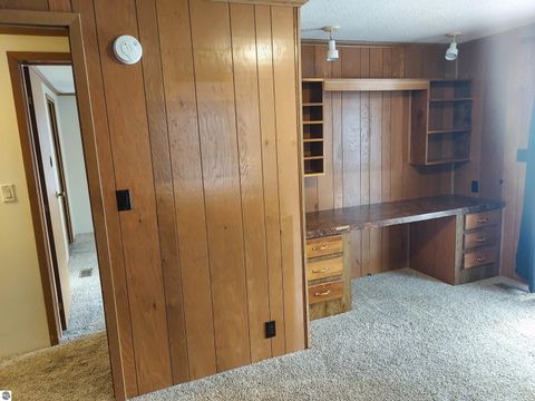 Tiny photo for 1729 Andrew Place, Traverse City, MI 49686 (MLS # 1941324)