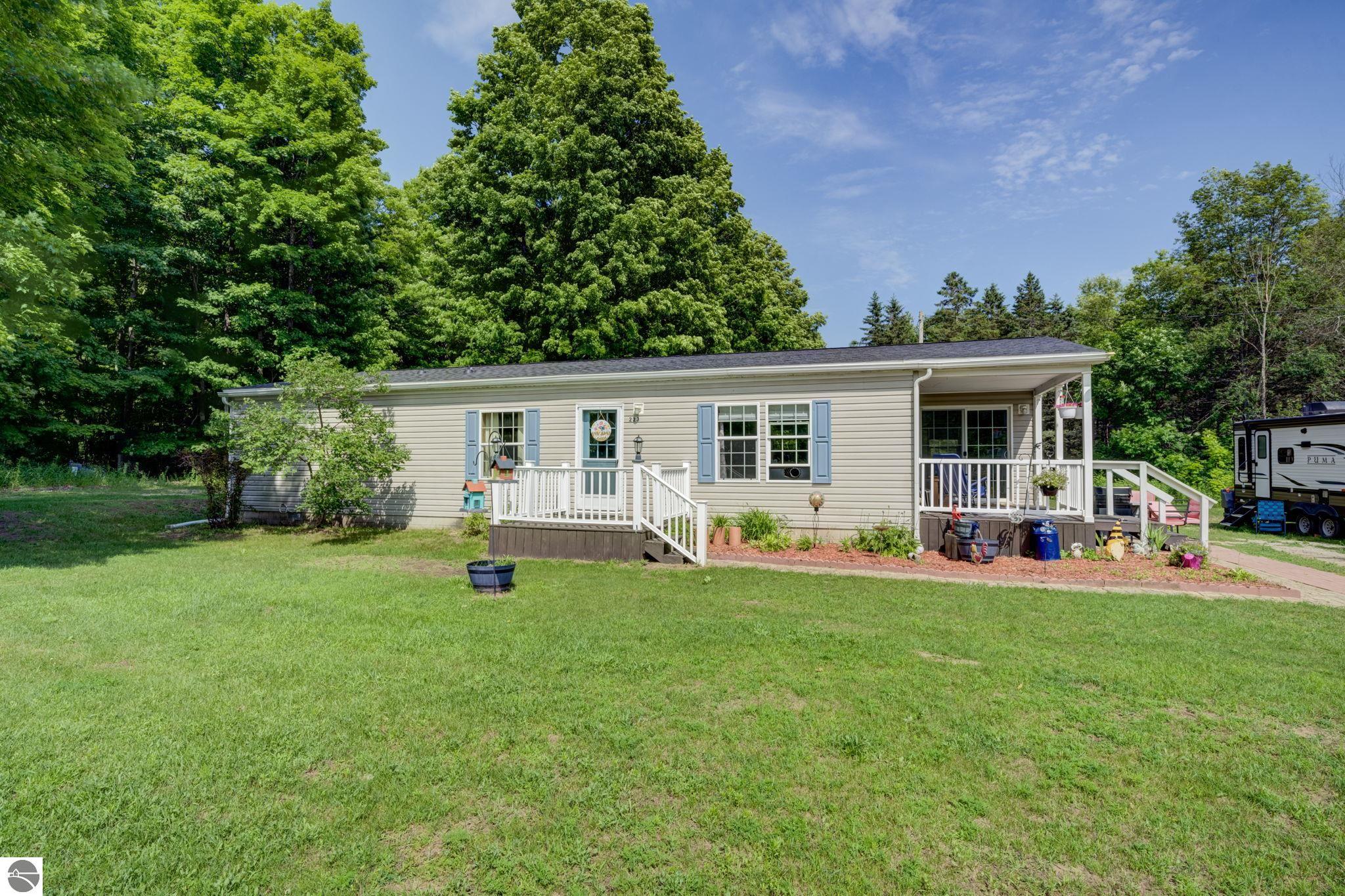 223 Pinecrest Lane