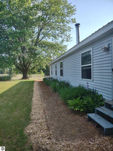 Tiny photo for 770 Jobin Drive, West Branch, MI 48661 (MLS # 1943087)