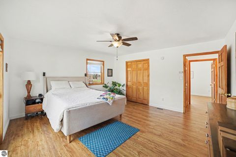 Tiny photo for 1879 N Crystal Road, Vestaburg, MI 48891 (MLS # 1942962)