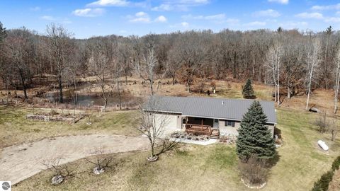Tiny photo for 1879 N Crystal Road, Vestaburg, MI 48891 (MLS # 1942962)