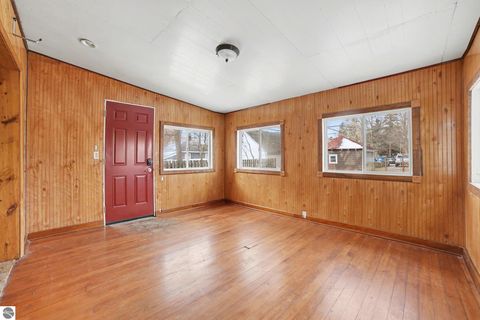 Tiny photo for 309 Grant Avenue, Alma, MI 48801 (MLS # 1943052)